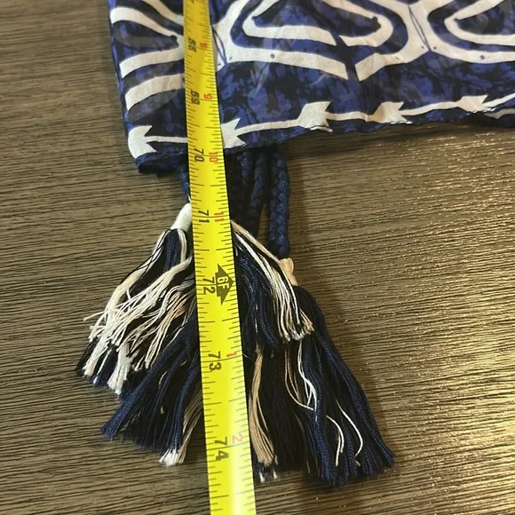 JOHNNY WAS Blue and White Patterned Scarf - Picture 6 of 7